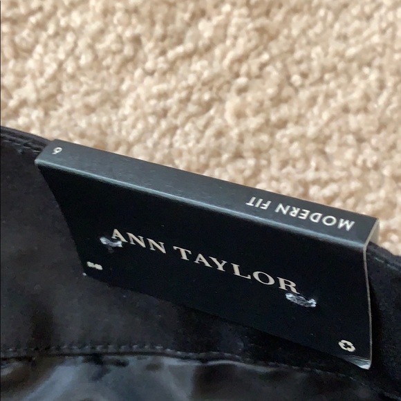 Shorts - Picture 3 of 3